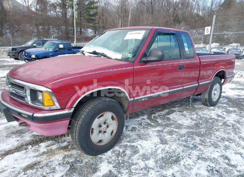 Photo 2 of 1994 Chevrolet S TRUCK S10 (VIN 1GCDT19W4RK158350)