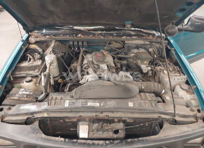 Photo 10 of 1995 Chevrolet S TRUCK S10 (VIN 1GCDT19W4S8126453)