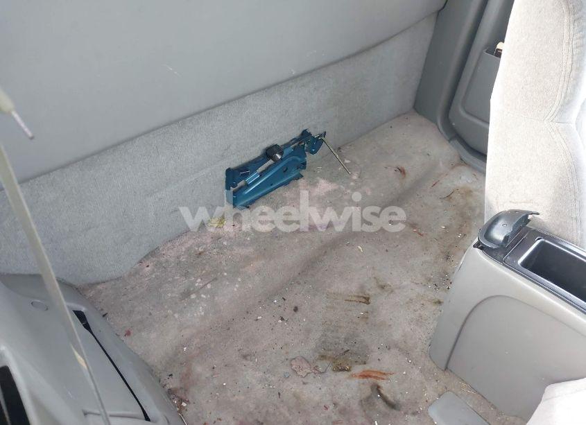 Photo 8 of 1999 Chevrolet S-10 LS (VIN 1GCDT19W6X8174415)