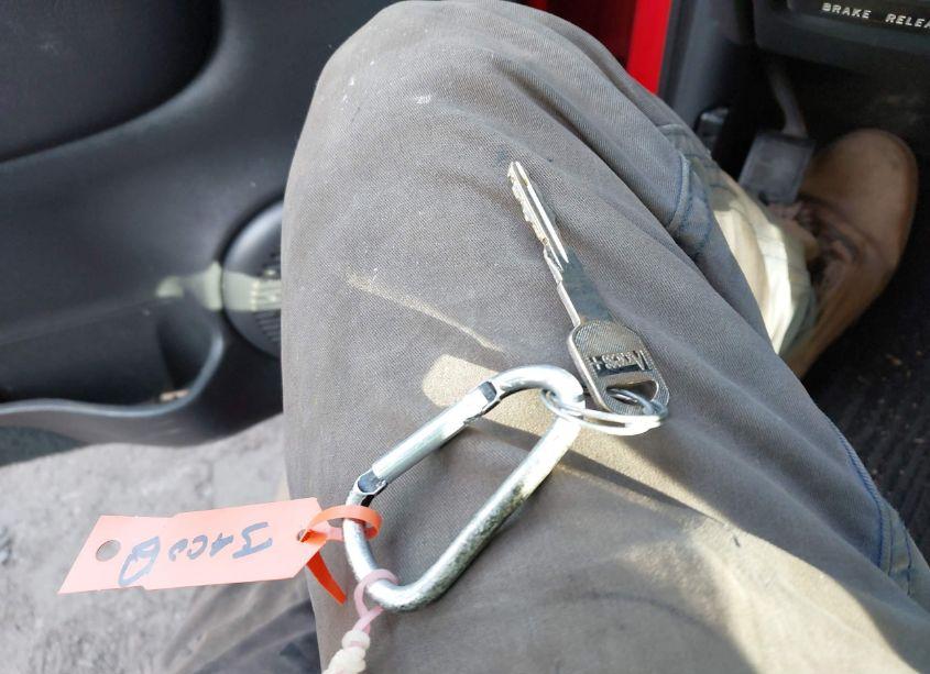 Photo 11 of 2001 Chevrolet S-10 LS (VIN 1GCDT19WX18218195)