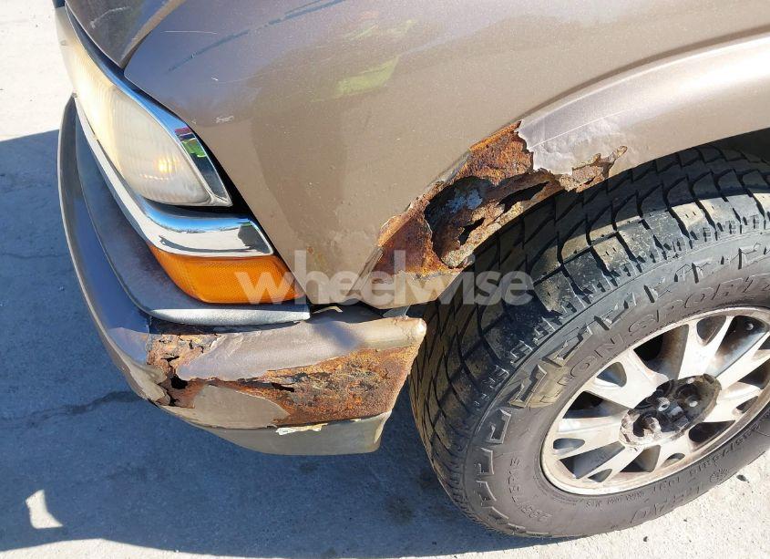 Photo 6 of 2003 Chevrolet S-10 LS (VIN 1GCDT19X238241126)