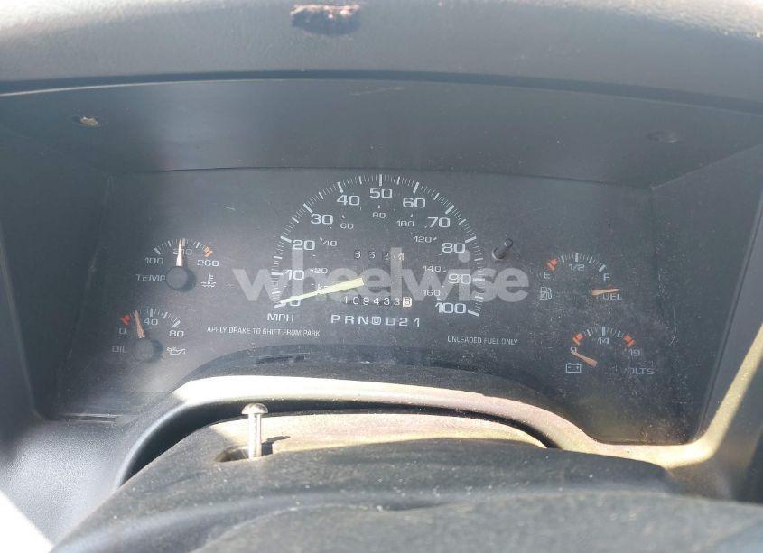 Photo 7 of 2003 Chevrolet S-10 LS (VIN 1GCDT19X638172926)