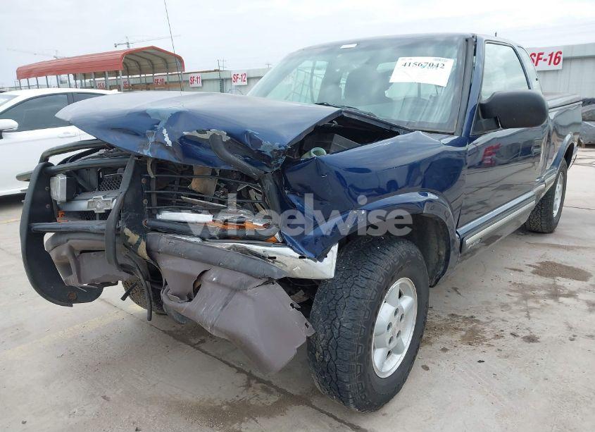 Photo 6 of 2003 Chevrolet S-10 LS (VIN 1GCDT19X838270114)