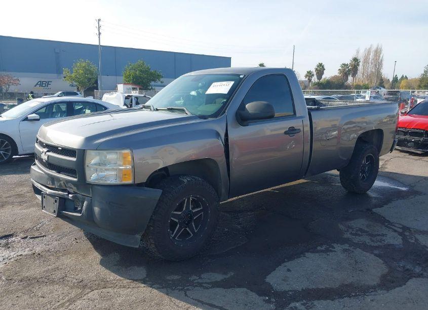 Photo 2 of 2008 Chevrolet Silverado 1500 WORK TRUCK (VIN 1GCEC14048Z295155)