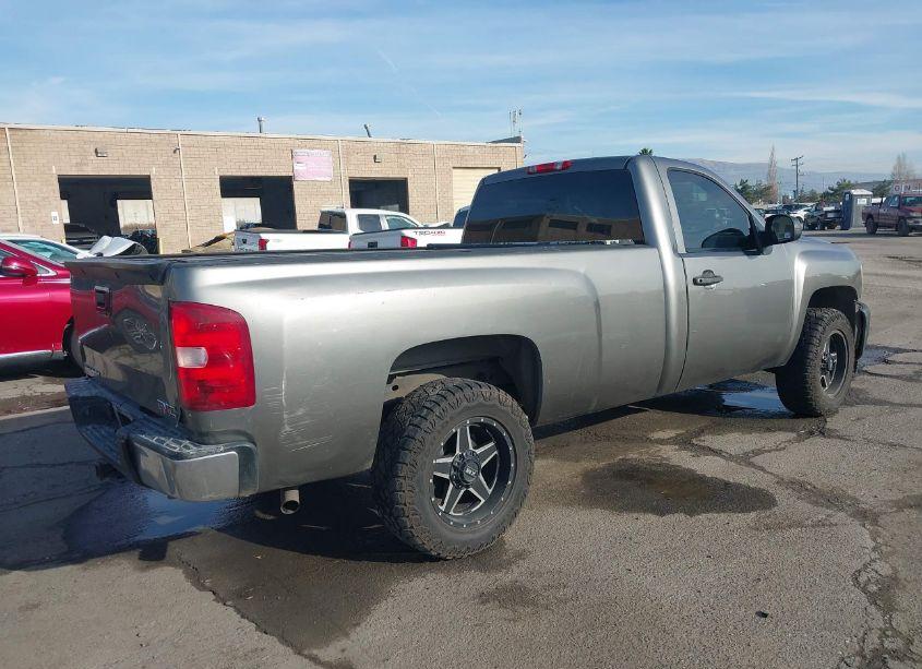 Photo 4 of 2008 Chevrolet Silverado 1500 WORK TRUCK (VIN 1GCEC14048Z295155)