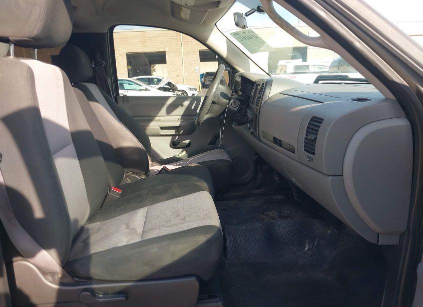 Photo 5 of 2008 Chevrolet Silverado 1500 WORK TRUCK (VIN 1GCEC14048Z295155)