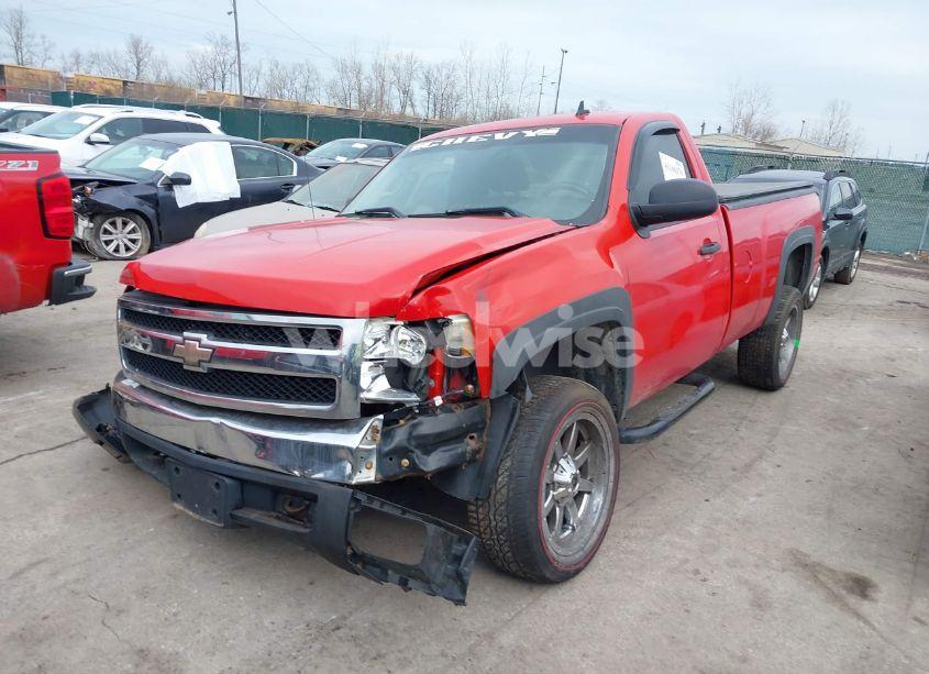 Photo 2 of 2007 Chevrolet Silverado 1500 LT1 (VIN 1GCEC14067E553861)