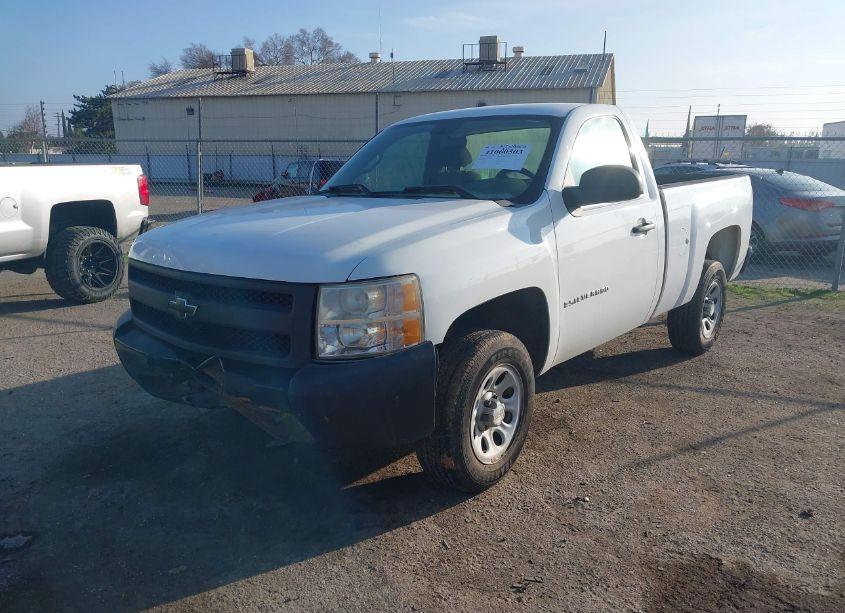 Photo 2 of 2007 Chevrolet Silverado 1500 WORK TRUCK (VIN 1GCEC14087Z630867)