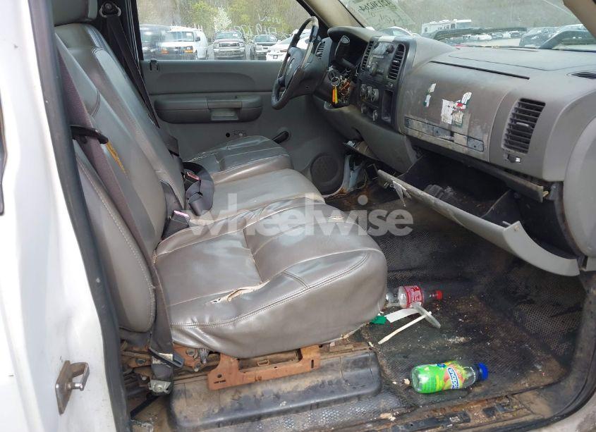 Photo 5 of 2007 Chevrolet Silverado 1500 WORK TRUCK (VIN 1GCEC140X7E549778)