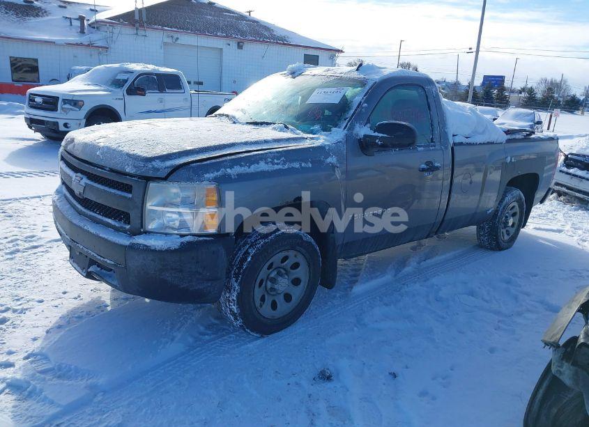 Photo 2 of 2007 Chevrolet Silverado 1500 WORK TRUCK (VIN 1GCEC14C07E530201)