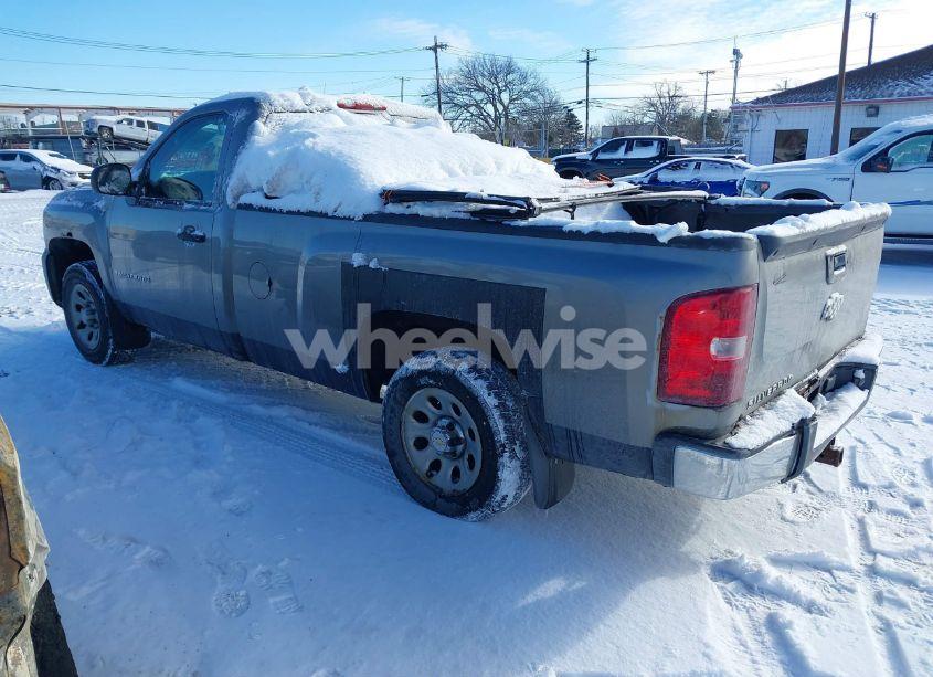 Photo 3 of 2007 Chevrolet Silverado 1500 WORK TRUCK (VIN 1GCEC14C07E530201)