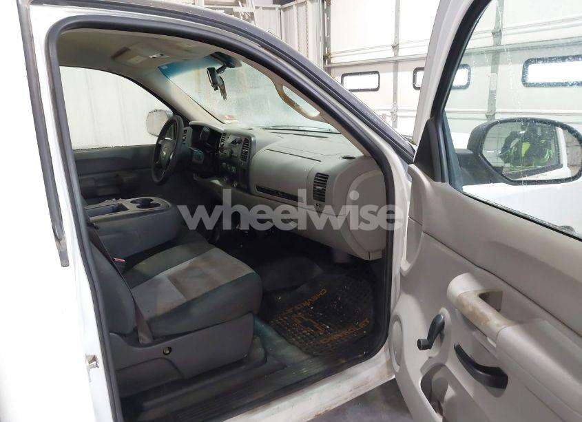 Photo 5 of 2007 Chevrolet Silverado 1500 WORK TRUCK (VIN 1GCEC14C27Z621320)