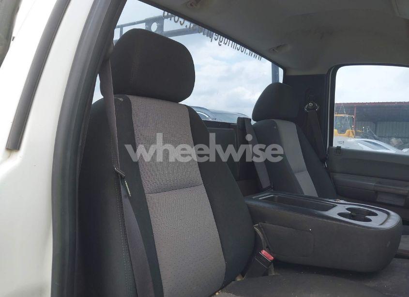 Photo 8 of 2008 Chevrolet Silverado 1500 WORK TRUCK (VIN 1GCEC14C28Z256087)