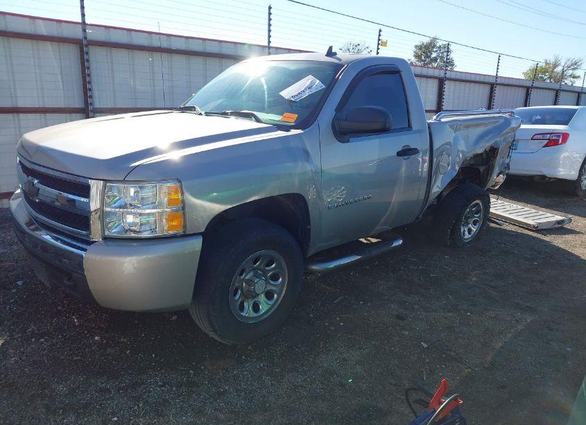 Photo 2 of 2007 Chevrolet Silverado 1500 WORK TRUCK (VIN 1GCEC14C37Z552752)