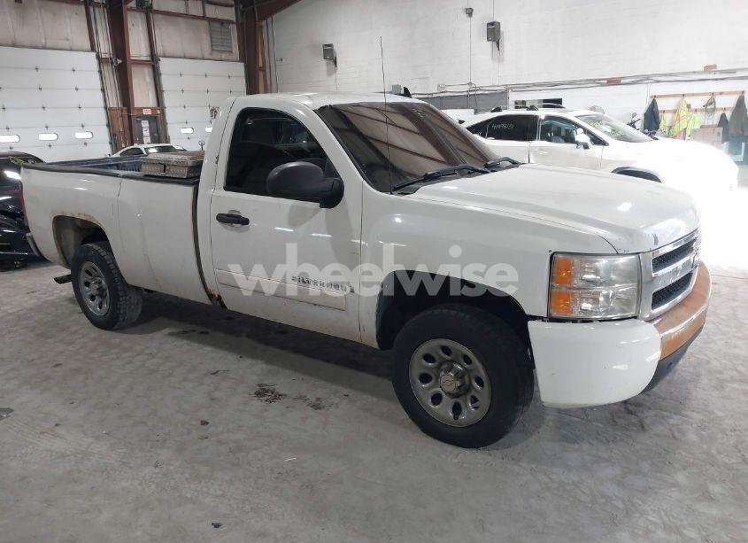 2007 Chevrolet Silverado 1500 LT1 (VIN 1GCEC14C77Z610796) main photo