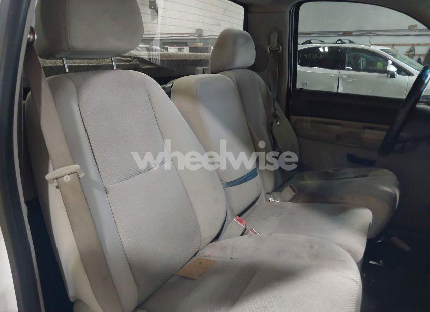 Photo 8 of 2007 Chevrolet Silverado 1500 LT1 (VIN 1GCEC14C77Z610796)