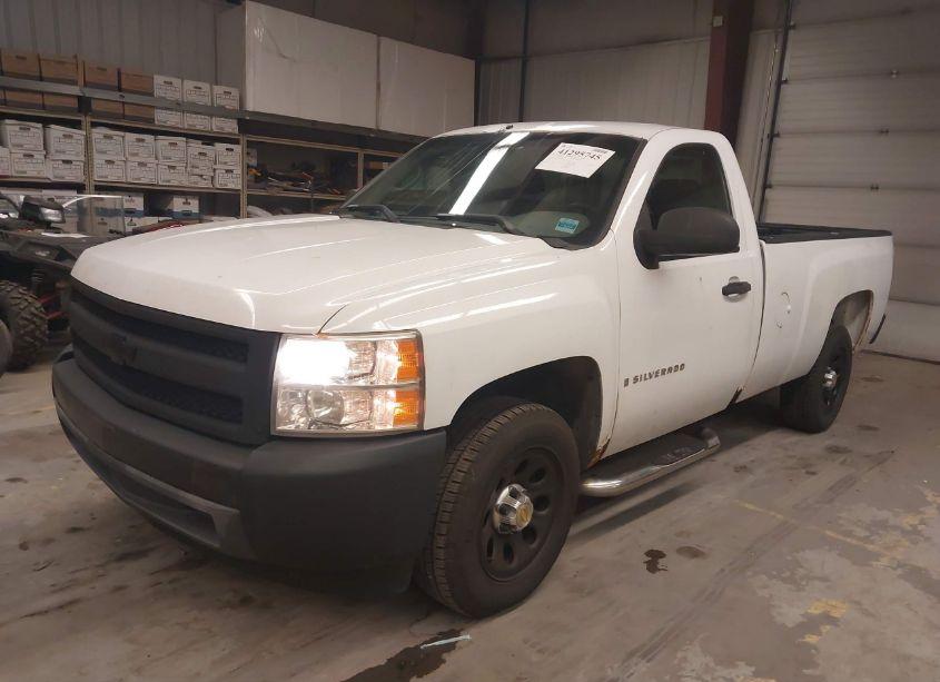 Photo 2 of 2007 Chevrolet Silverado 1500 WORK TRUCK (VIN 1GCEC14C87Z541066)