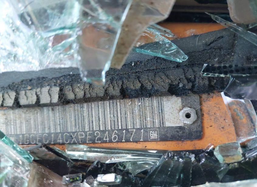 Photo 9 of 1993 Chevrolet Gmt-400 C1500 (VIN 1GCEC14CXPE246171)