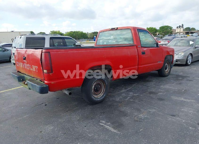 Photo 4 of 1994 Chevrolet Gmt-400 C1500 (VIN 1GCEC14H0RE178736)