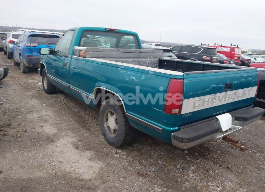 Photo 3 of 1995 Chevrolet Gmt-400 C1500 (VIN 1GCEC14H0SZ180226)