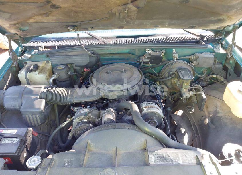 Photo 10 of 1994 Chevrolet Gmt-400 C1500 (VIN 1GCEC14H3RE180321)