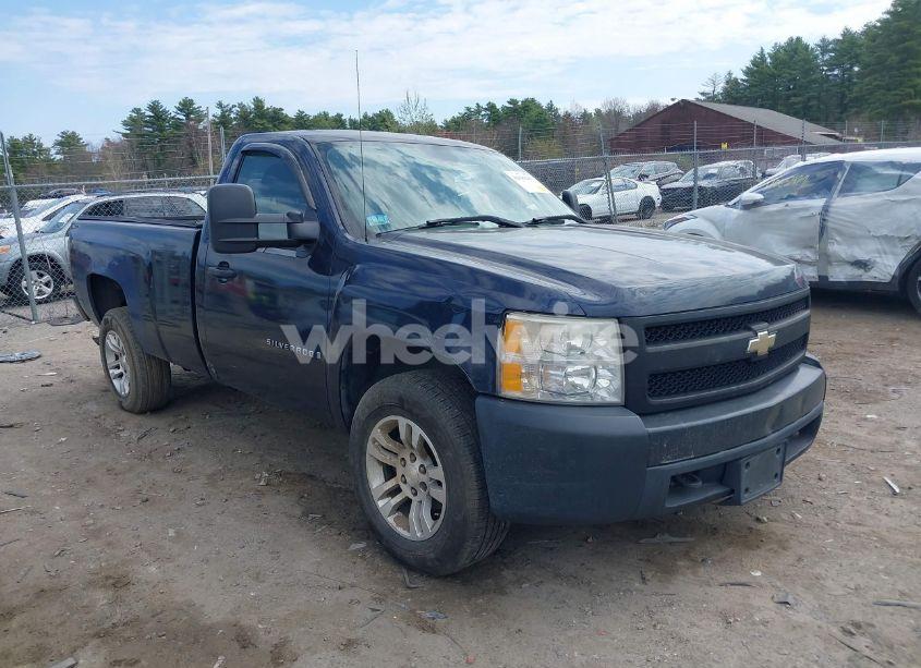 2007 Chevrolet Silverado 1500 WORK TRUCK (VIN 1GCEC14J07Z539729) main photo