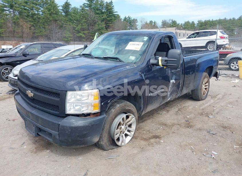 Photo 2 of 2007 Chevrolet Silverado 1500 WORK TRUCK (VIN 1GCEC14J07Z539729)