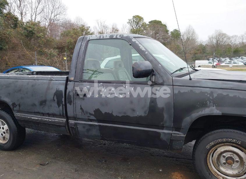 Photo 13 of 1994 Chevrolet Gmt-400 C1500 (VIN 1GCEC14K2RE115813)