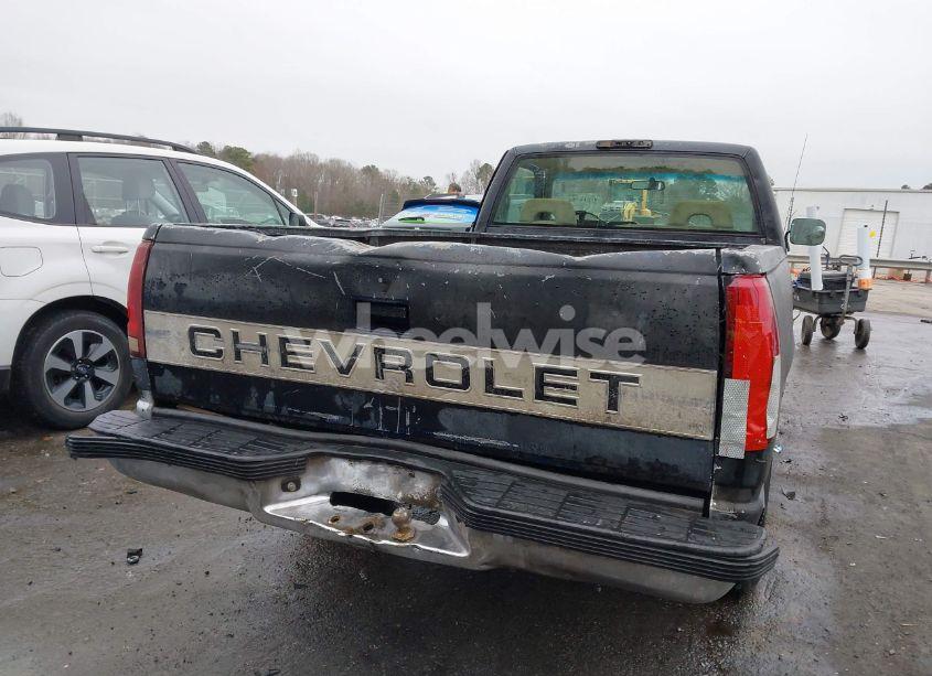 Photo 16 of 1994 Chevrolet Gmt-400 C1500 (VIN 1GCEC14K2RE115813)