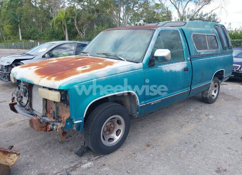 Photo 2 of 1994 Chevrolet Gmt-400 C1500 (VIN 1GCEC14K2RE156636)