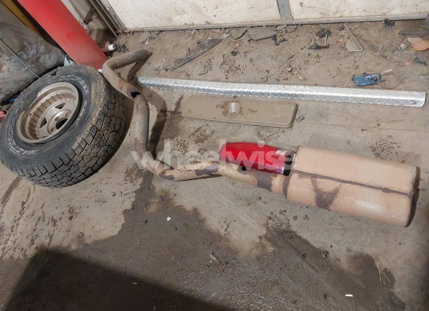 Photo 12 of 1995 Chevrolet Gmt-400 C1500 (VIN 1GCEC14K2SZ102624)