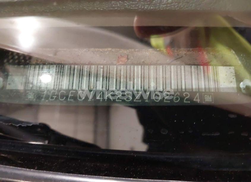 Photo 9 of 1995 Chevrolet Gmt-400 C1500 (VIN 1GCEC14K2SZ102624)