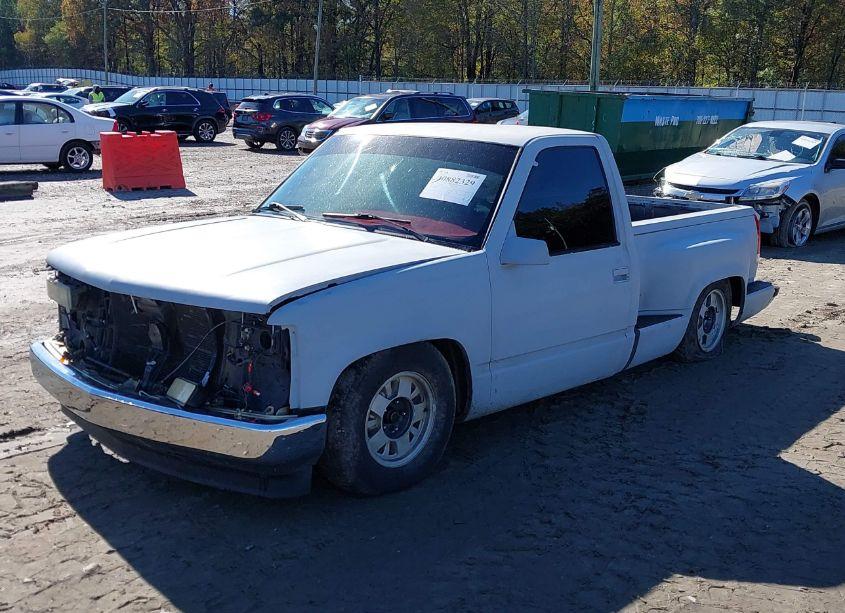 Photo 2 of 1995 Chevrolet Gmt-400 C1500 (VIN 1GCEC14K5SZ135987)