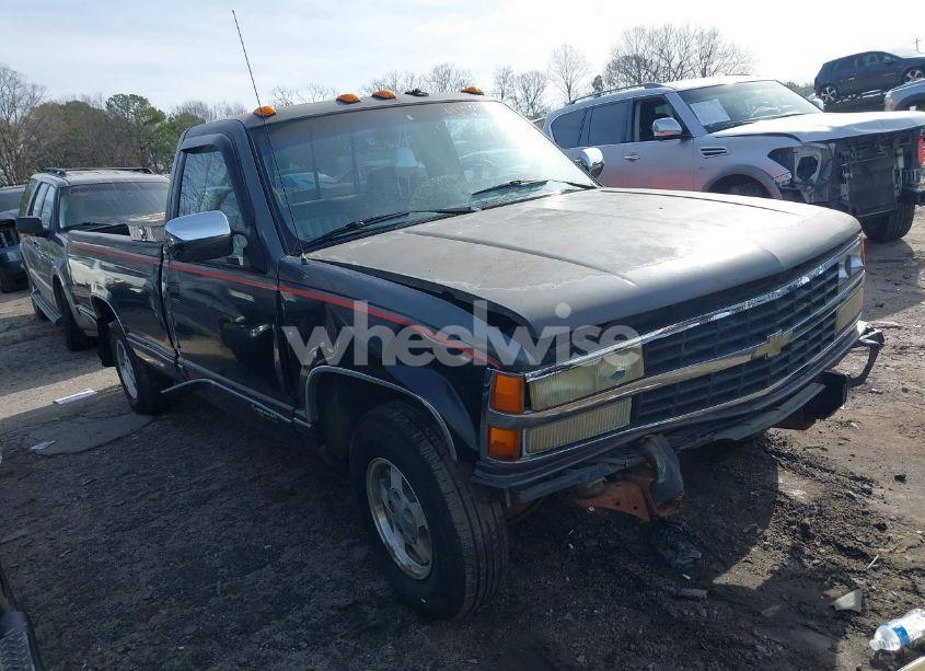 1992 Chevrolet Gmt-400 C1500 (VIN 1GCEC14K6NE173594) main photo