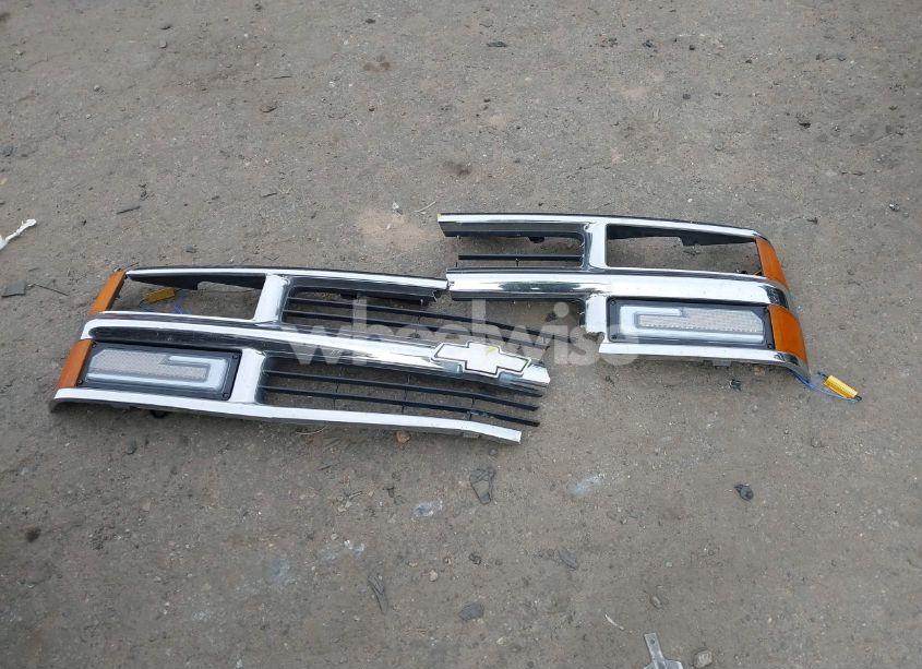 Photo 12 of 1994 Chevrolet Gmt-400 C1500 (VIN 1GCEC14K8RE198454)