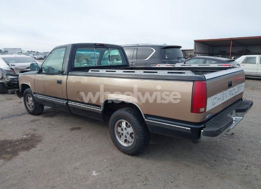 Photo 3 of 1994 Chevrolet Gmt-400 C1500 (VIN 1GCEC14K8RE198454)