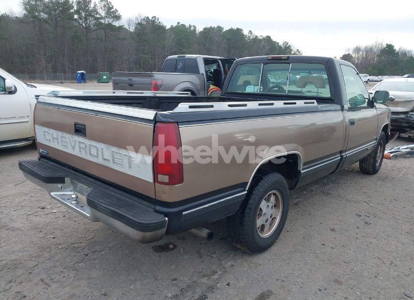 Photo 4 of 1994 Chevrolet Gmt-400 C1500 (VIN 1GCEC14K8RE198454)