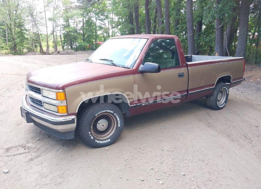 Photo 2 of 1997 Chevrolet C1500 FLEETSIDE (VIN 1GCEC14R1VZ186100)