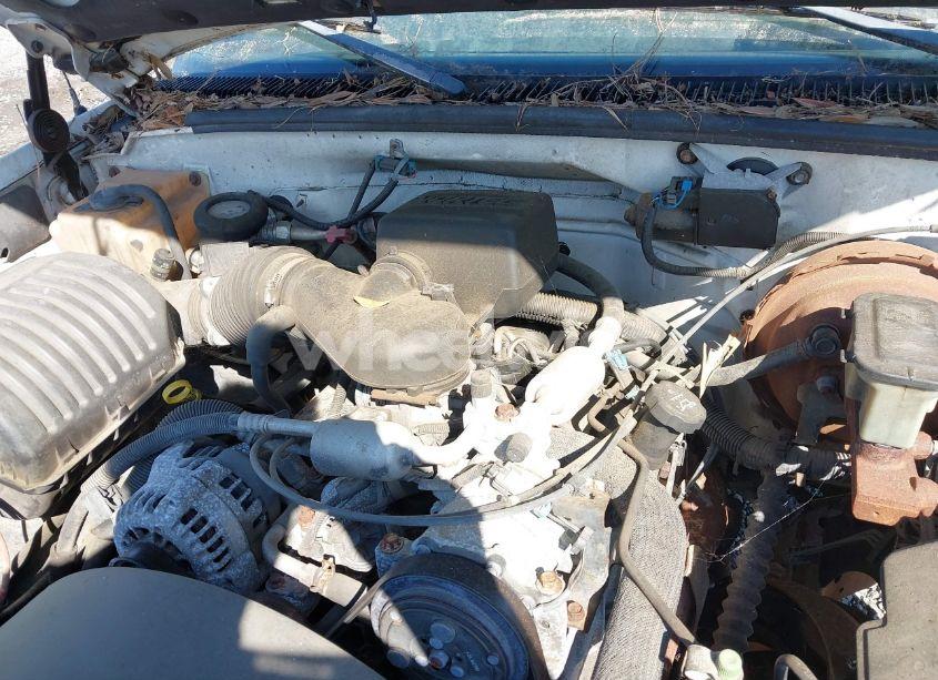 Photo 10 of 1998 Chevrolet C1500 FLEETSIDE (VIN 1GCEC14R1WZ206198)