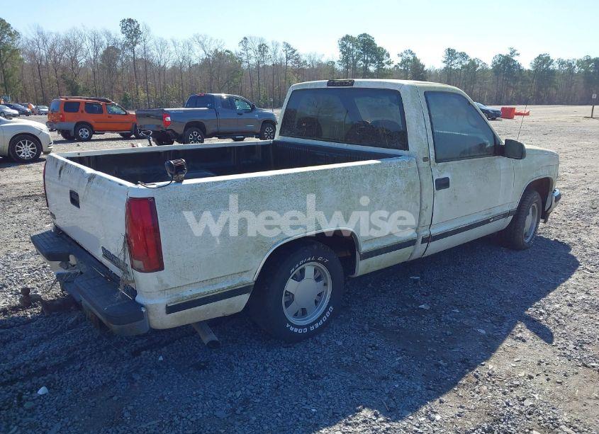 Photo 4 of 1998 Chevrolet C1500 FLEETSIDE (VIN 1GCEC14R1WZ206198)