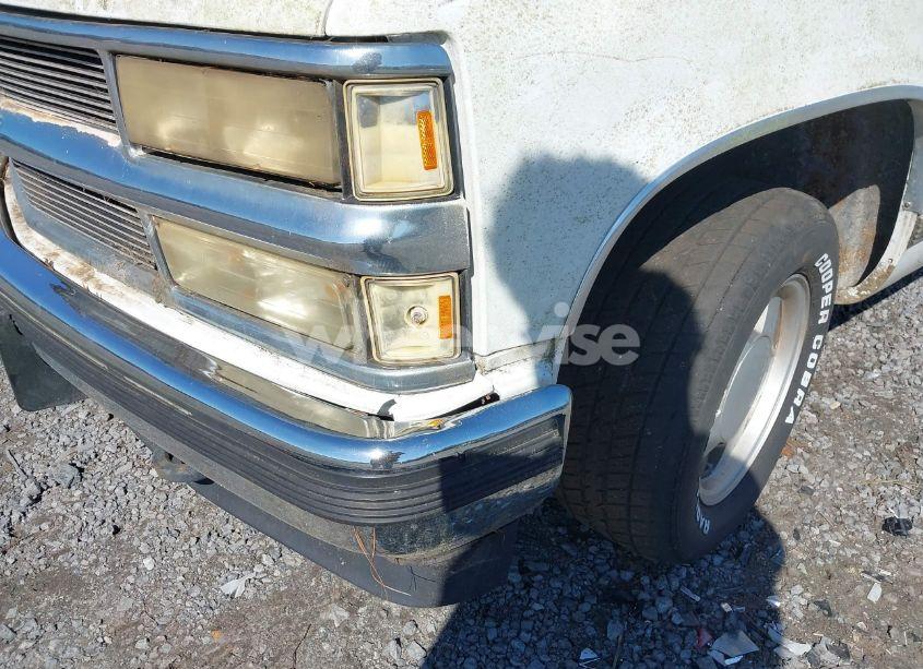 Photo 6 of 1998 Chevrolet C1500 FLEETSIDE (VIN 1GCEC14R1WZ206198)