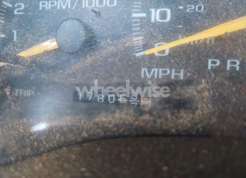 Photo 7 of 1998 Chevrolet C1500 FLEETSIDE (VIN 1GCEC14R1WZ206198)