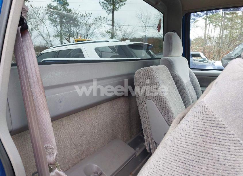 Photo 8 of 1997 Chevrolet C1500 FLEETSIDE (VIN 1GCEC14R2VZ217256)