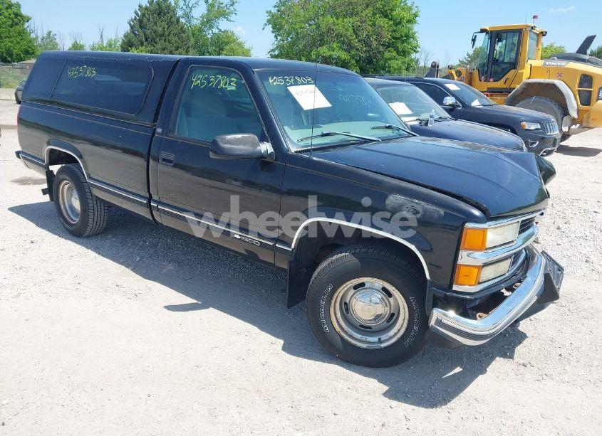 1998 Chevrolet C1500 FLEETSIDE (VIN 1GCEC14R4WZ169261) main photo