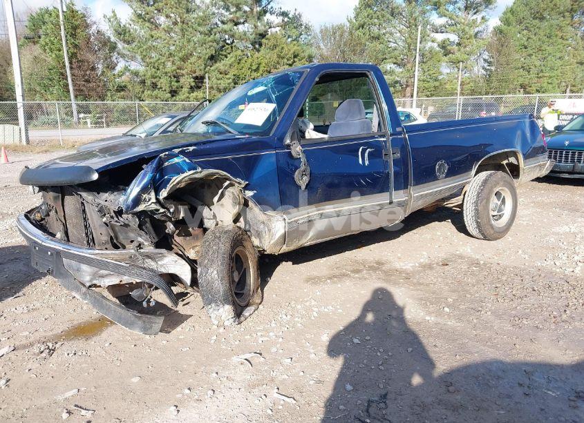 Photo 2 of 1998 Chevrolet C1500 FLEETSIDE (VIN 1GCEC14R6WZ184778)
