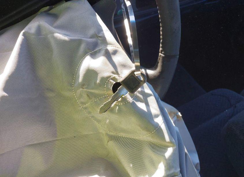 Photo 11 of 1996 Chevrolet Gmt-400 C1500 (VIN 1GCEC14R8TZ167489)