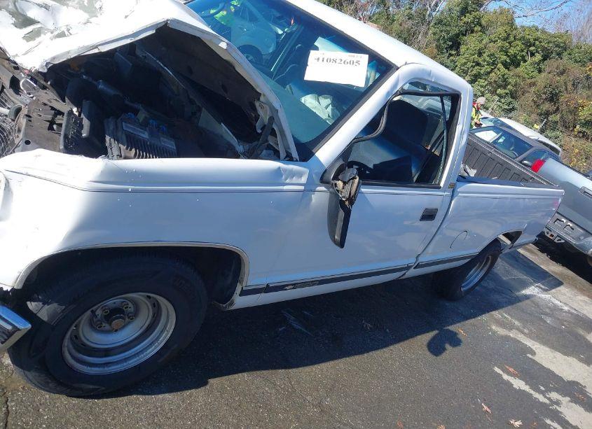 Photo 14 of 1996 Chevrolet Gmt-400 C1500 (VIN 1GCEC14R8TZ167489)