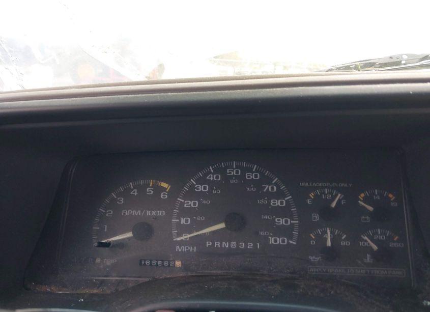 Photo 7 of 1996 Chevrolet Gmt-400 C1500 (VIN 1GCEC14R9TZ214254)