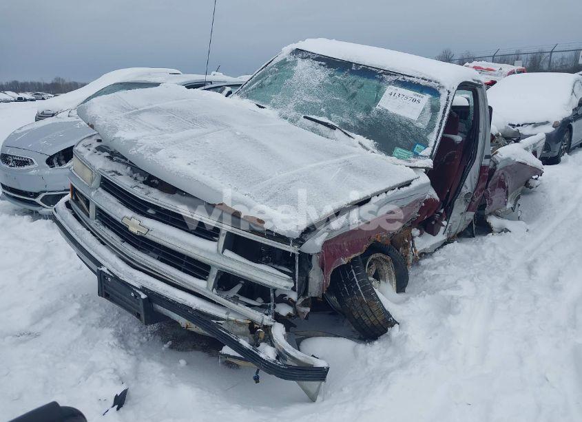 Photo 6 of 1996 Chevrolet Gmt-400 C1500 (VIN 1GCEC14RXTZ214702)