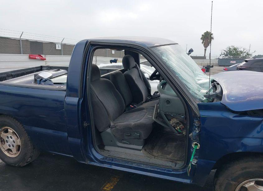 Photo 13 of 2002 Chevrolet Silverado 1500 LS (VIN 1GCEC14T02Z163950)